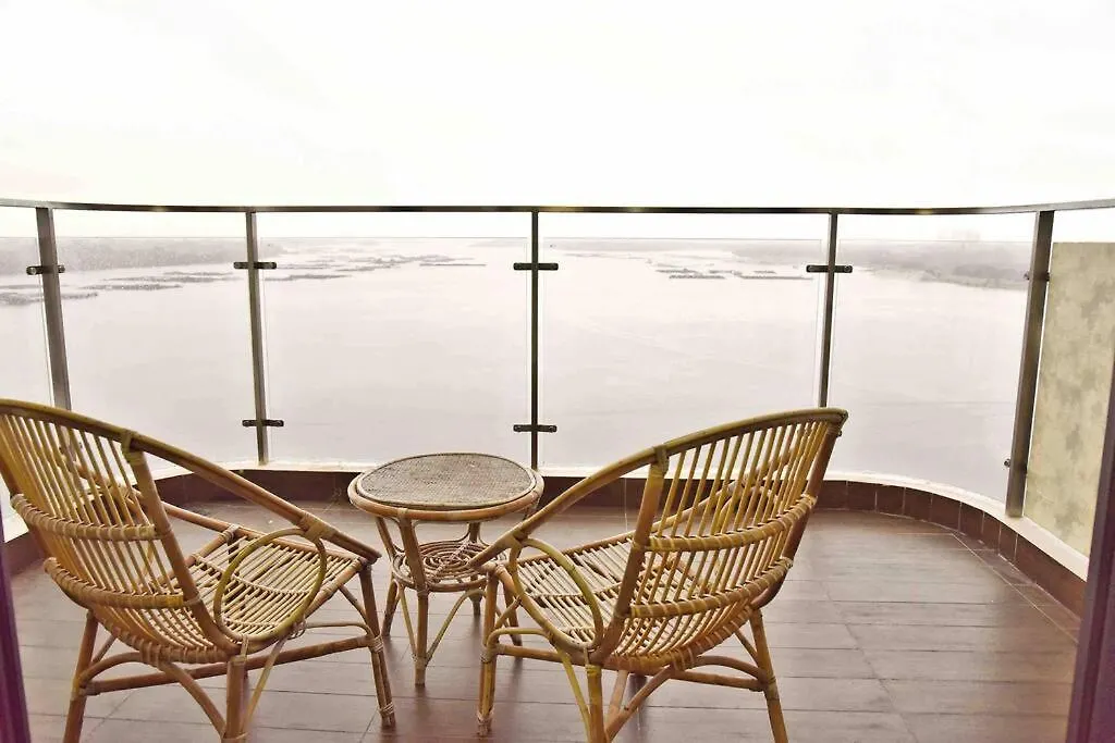 Invincible Seaview Comfy 2B Netflix Country Garden Apartment Johor Bahru