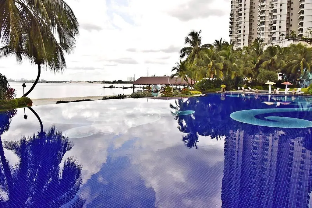 Invincible Seaview Comfy 2B Netflix Country Garden Apartment Johor Bahru