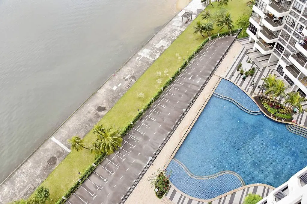 Invincible Seaview Comfy 2B Netflix Country Garden Apartment Johor Bahru
